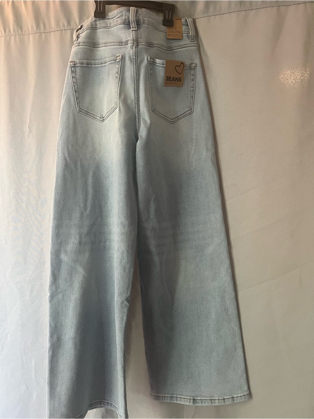 Wide-Leg High-Rise Women's Jeans — Light Blue - Picture 2 of 5